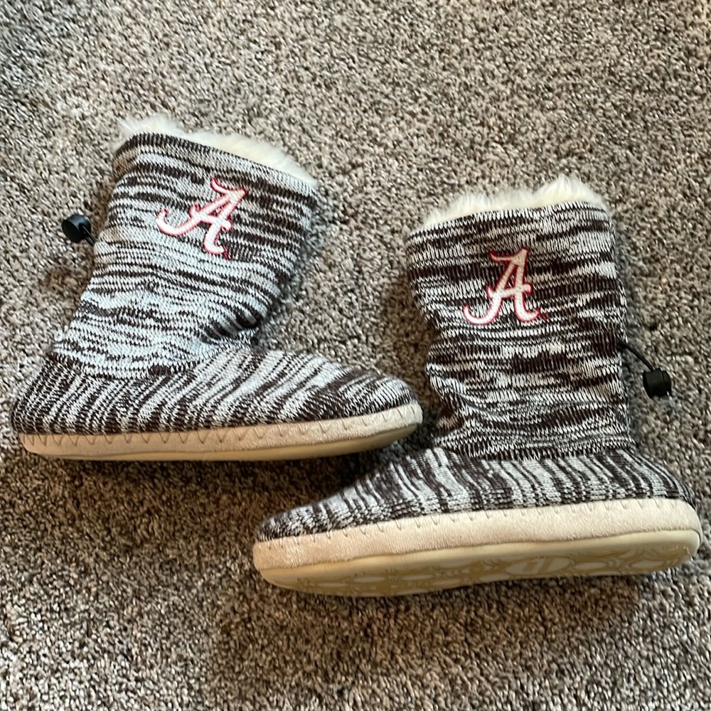 Alabama Slippers NWOT
